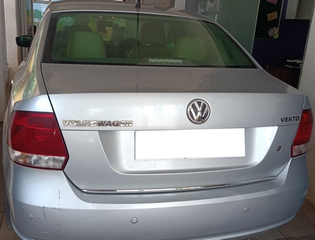 Volkswagen Vento(2010-2012) Highline Petrol