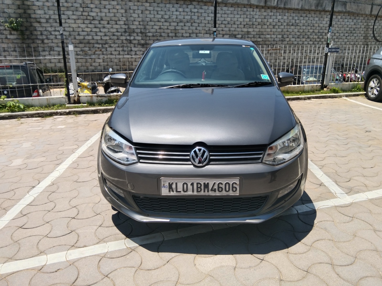Volkswagen Polo(2012-2014) Highline 1.2l P