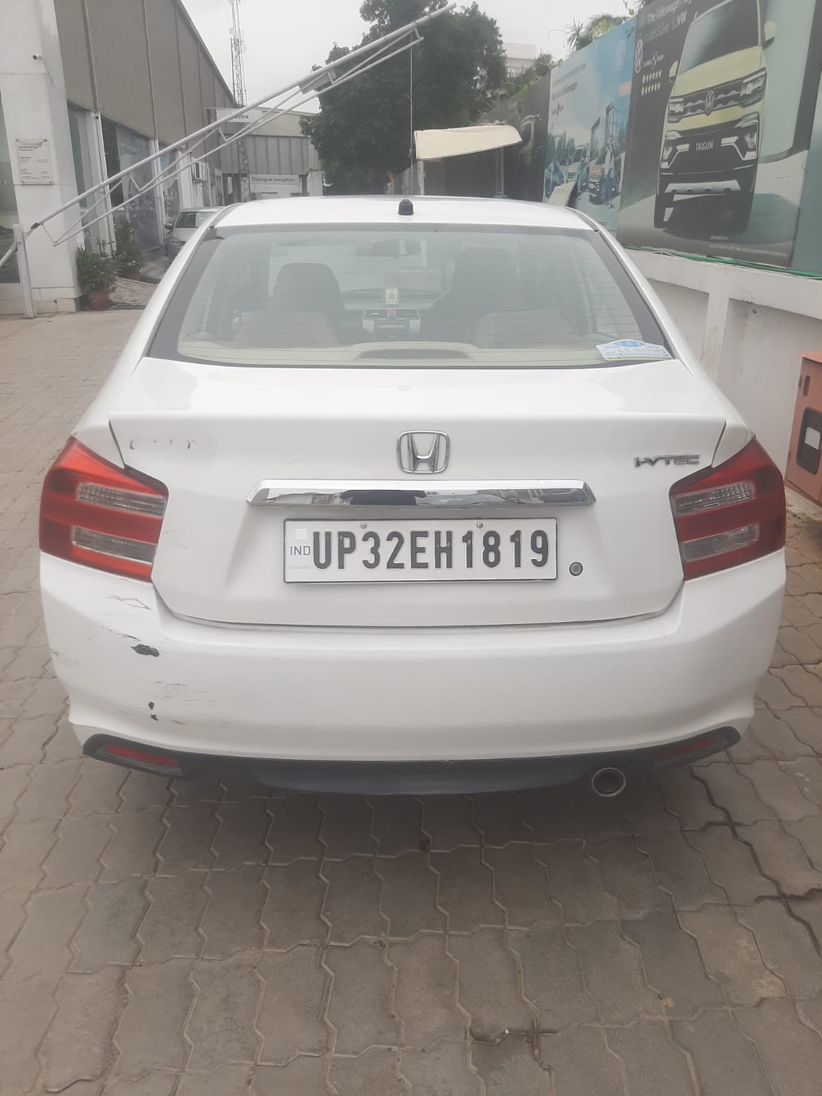 Honda City(2011-2014) 1.5 V Mt
