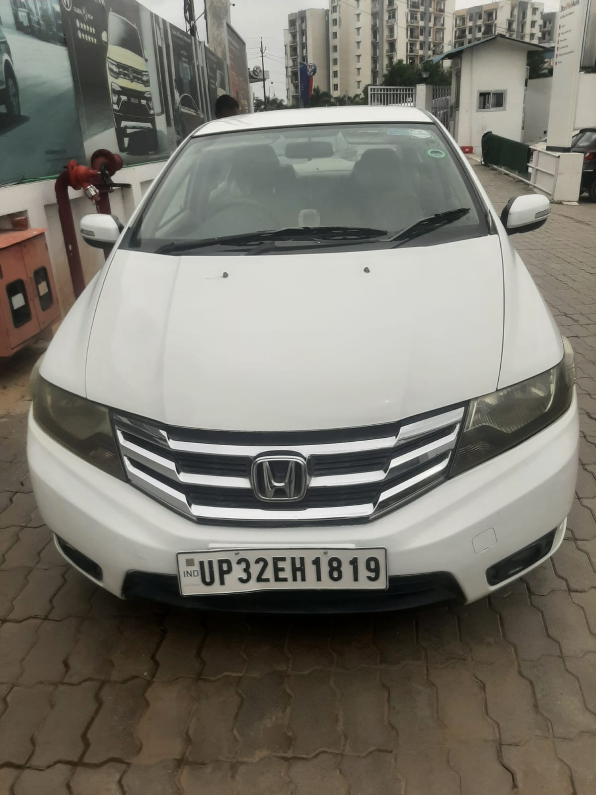 Honda City(2011-2014) 1.5 V Mt