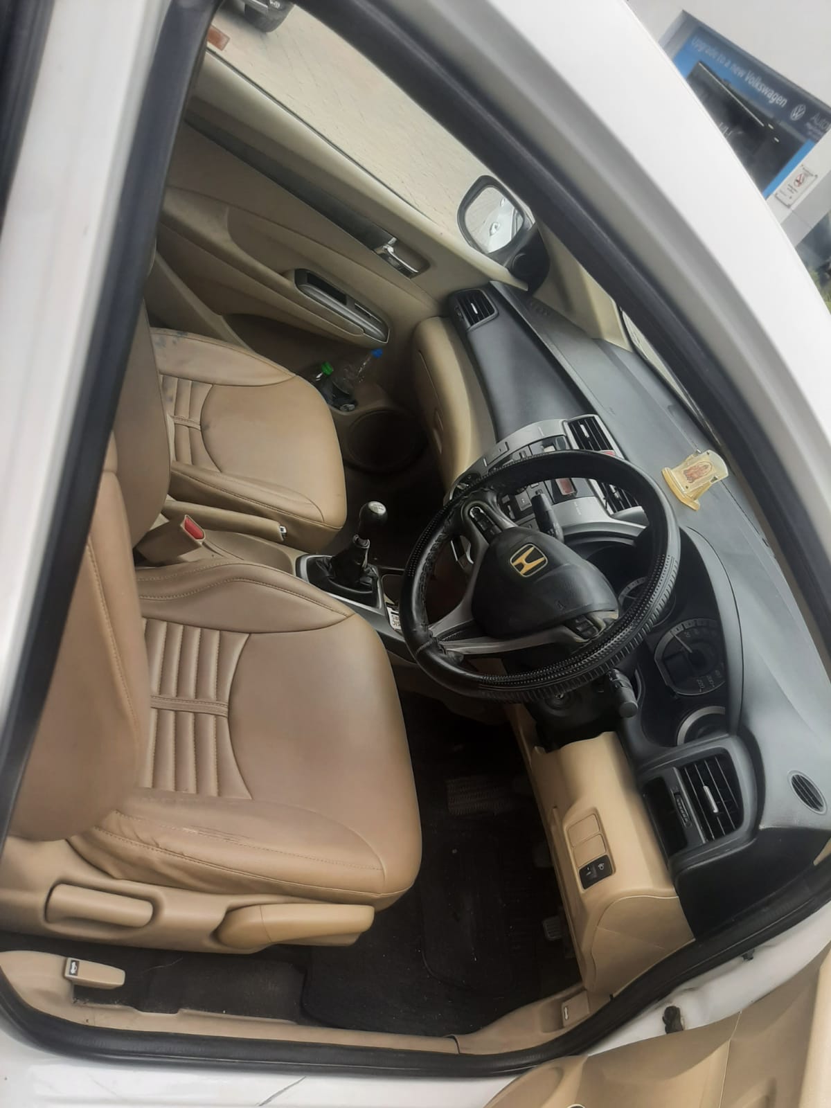 Honda City(2011-2014) 1.5 V Mt