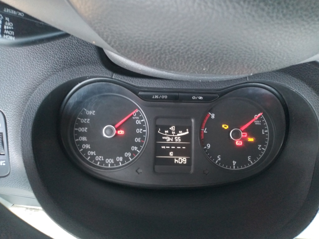 Volkswagen Polo(2014-2015) Comfortline 1.2l P