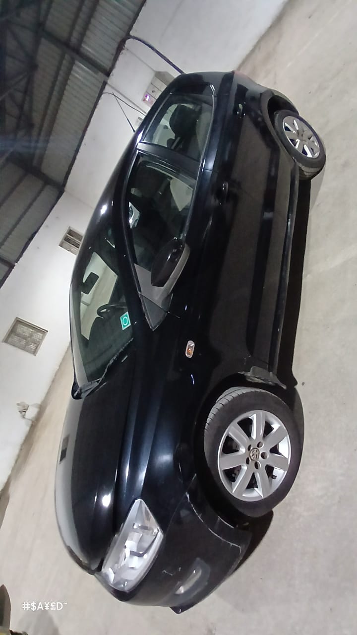 Volkswagen Polo(2010-2012) Highline 1.2l P