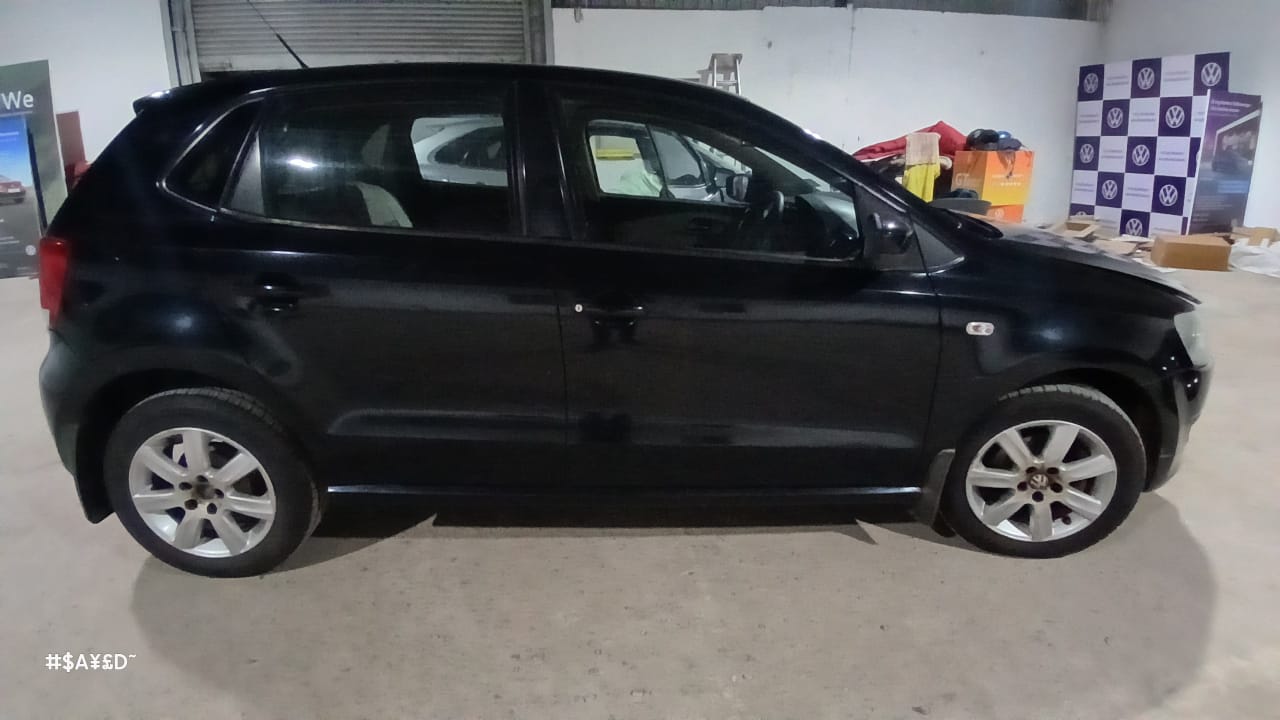 Volkswagen Polo(2010-2012) Highline 1.2l P