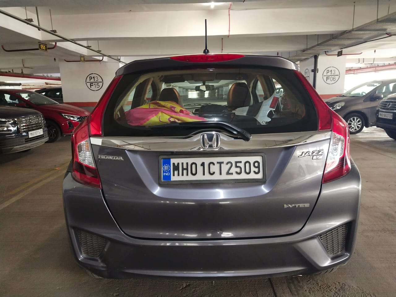 Honda Jazz(2015-2018) V At Petrol