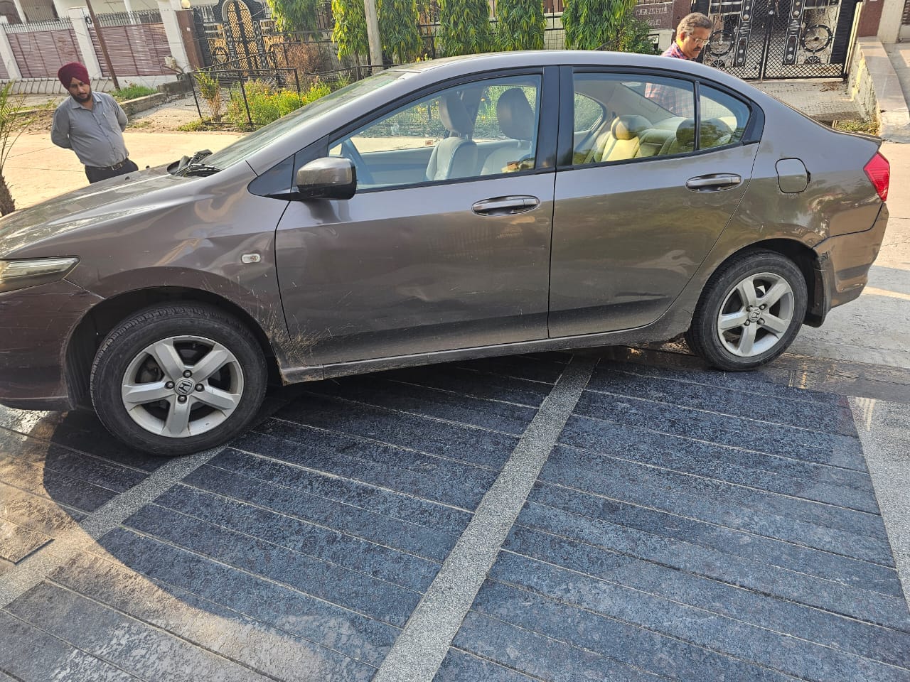 Honda City(2011-2014) 1.5 V Mt