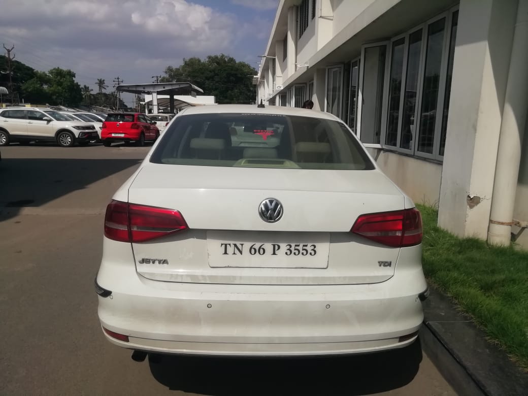 Volkswagen Jetta(2015-2017) Highline Tdi At