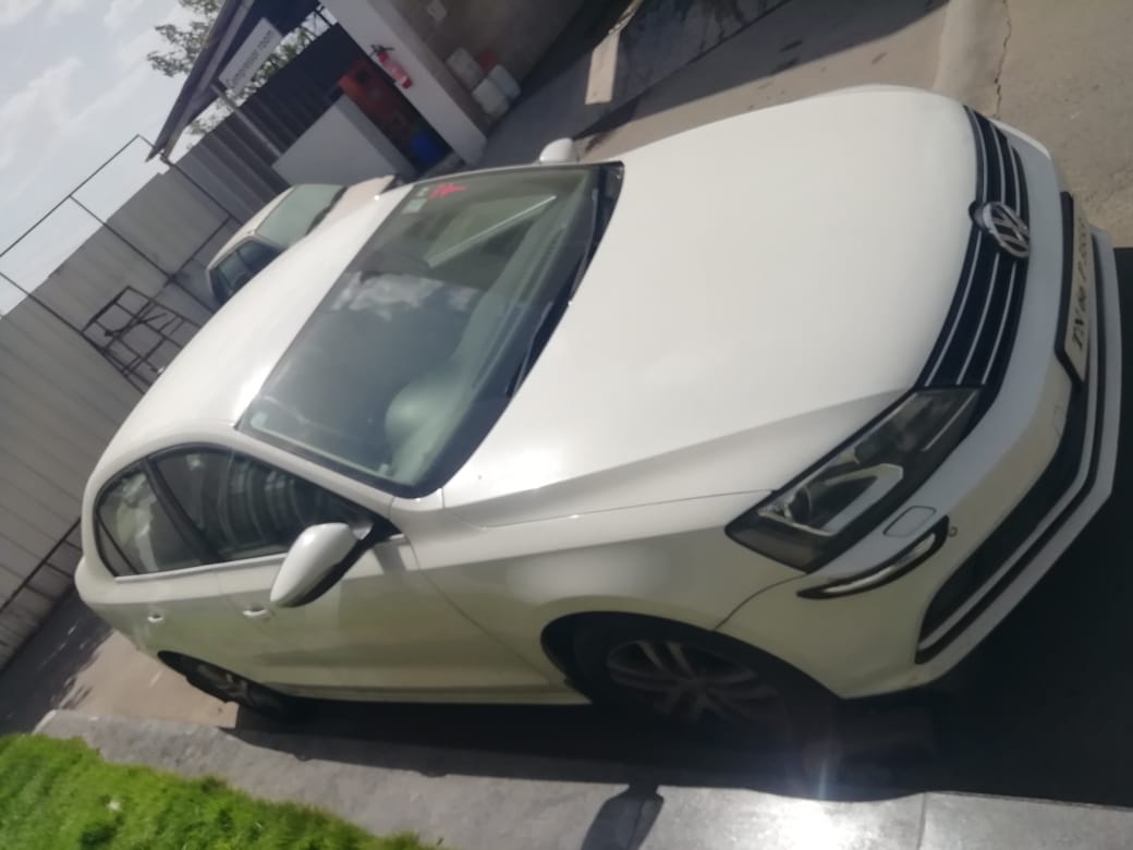 Volkswagen Jetta(2015-2017) Highline Tdi At