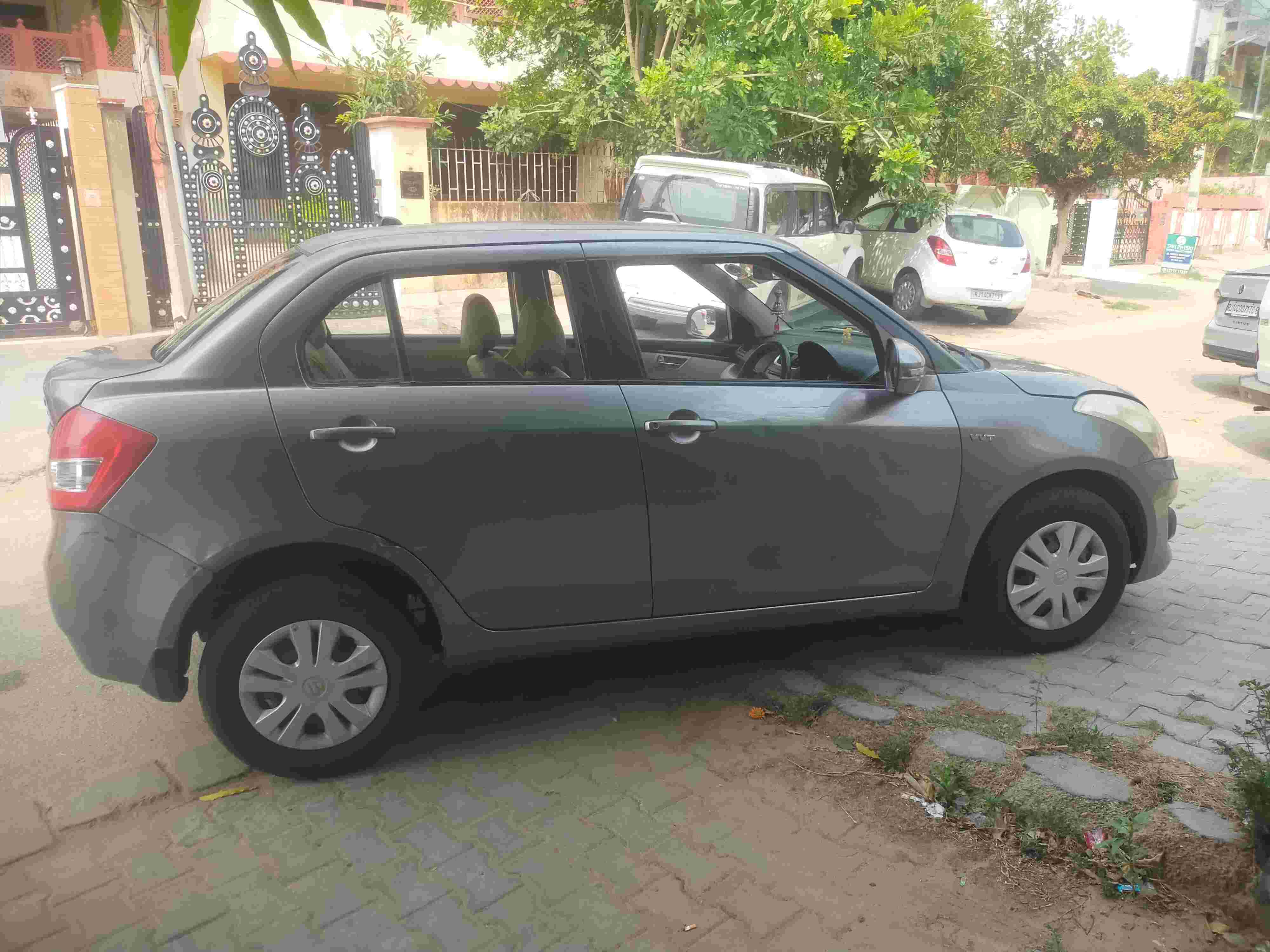 Maruti Suzuki Swift Dzire(2011-2015) Vxi