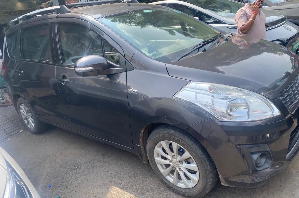 Maruti Suzuki Ertiga(2012-2015) Zxi