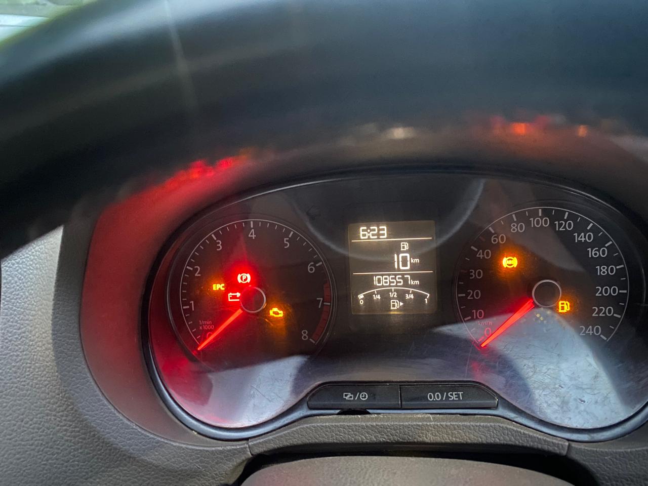Volkswagen Vento(2014-2015) Highline Petrol