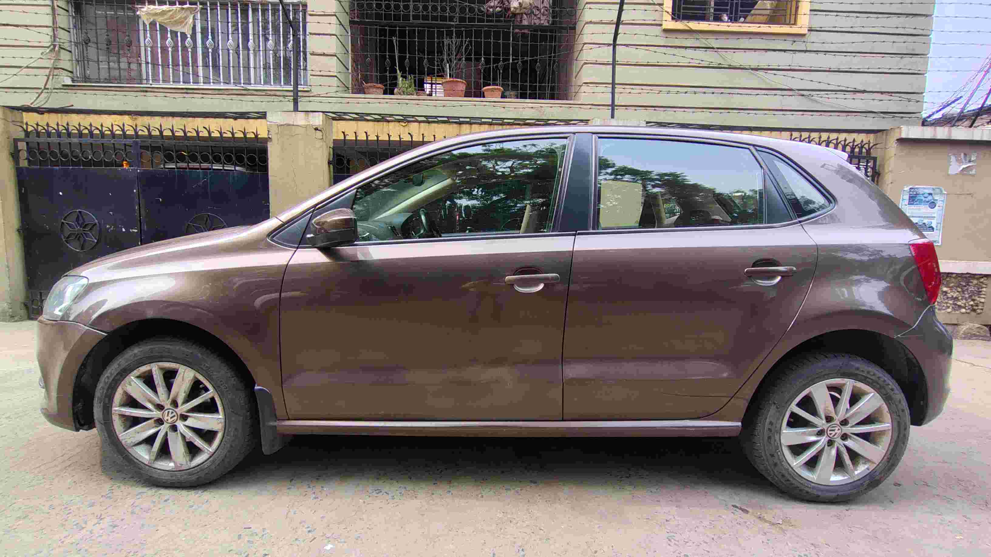 Volkswagen Polo(2016-2019) Highline 1.2l P