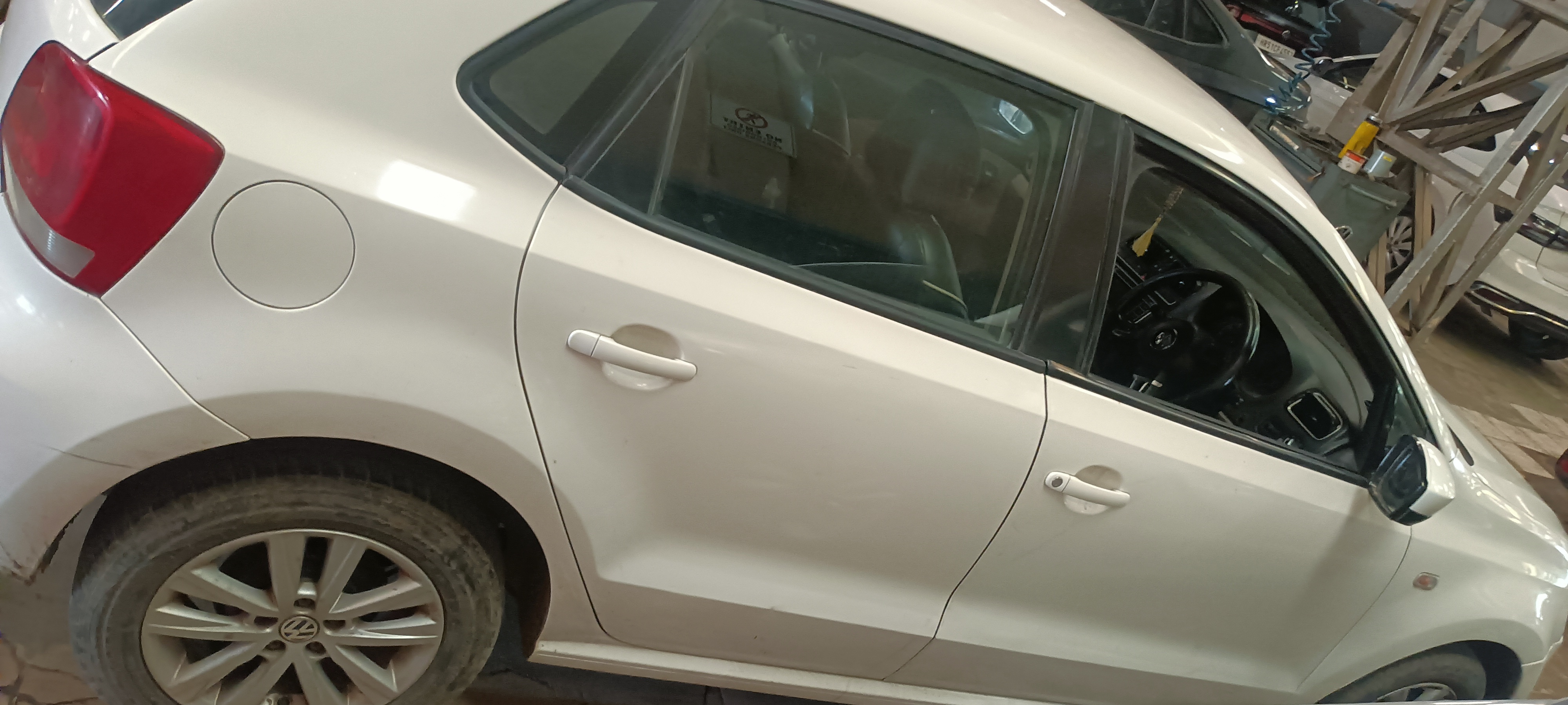 Volkswagen Polo(2012-2014) Highline 1.2l P