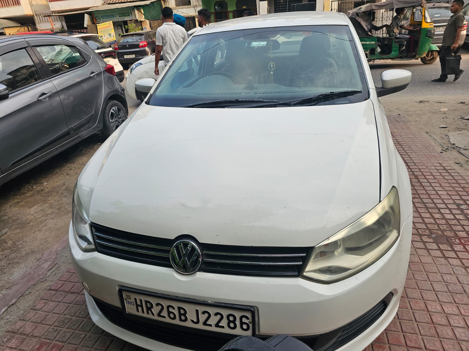 Volkswagen Vento(2010-2012) Trendline Petrol