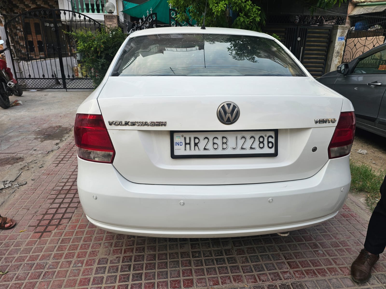 Volkswagen Vento(2010-2012) Trendline Petrol