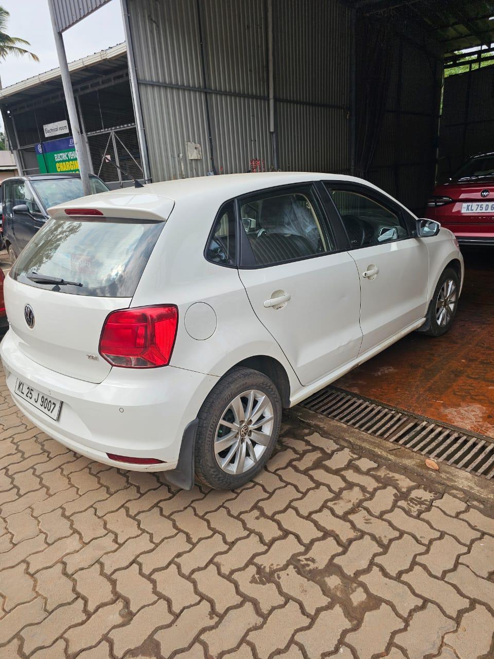 Volkswagen Polo(2016-2019) Highline 1.5l D