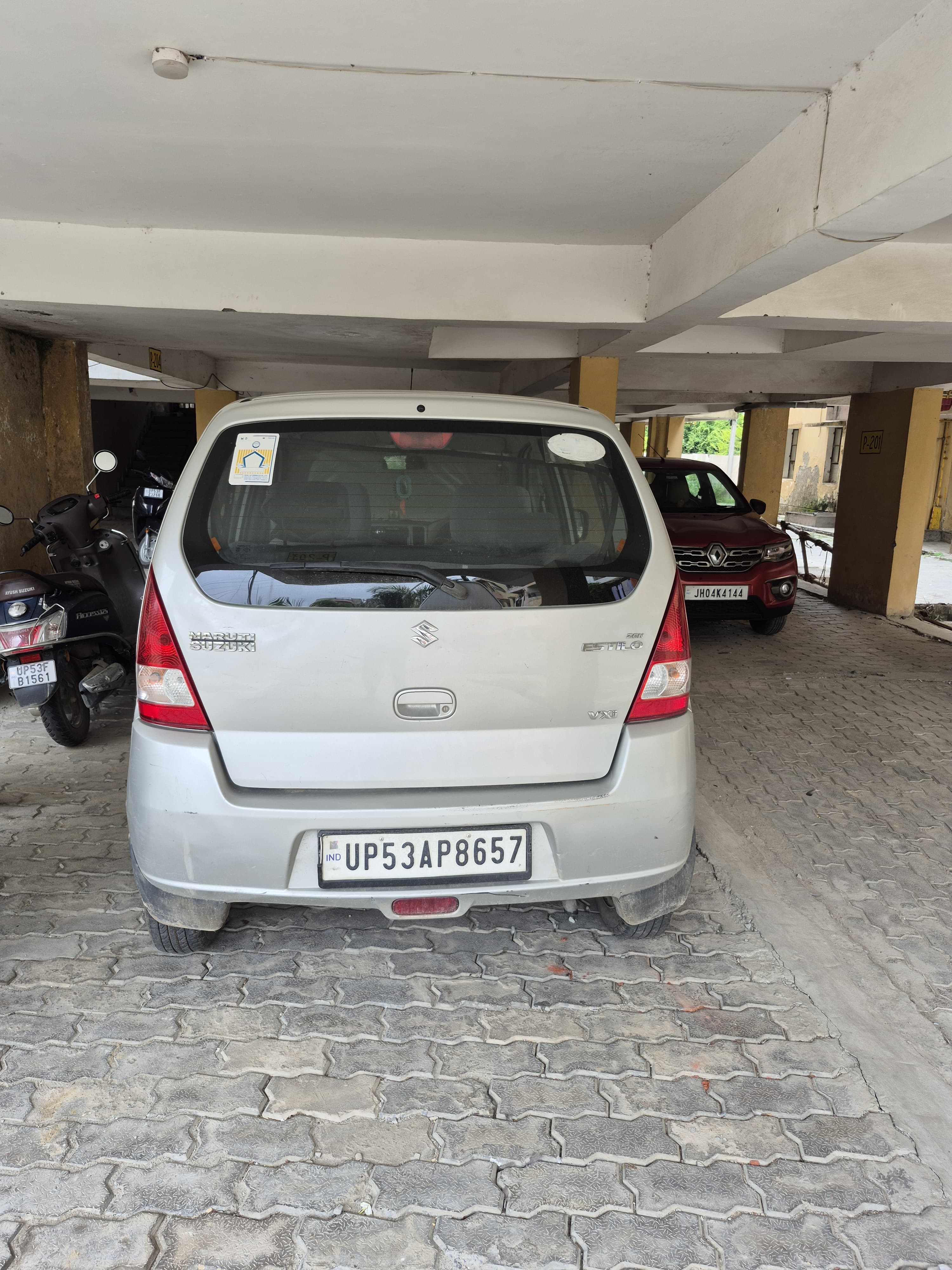 Maruti Suzuki Zen Estilo(2009-2014) Vxi Bs-iv