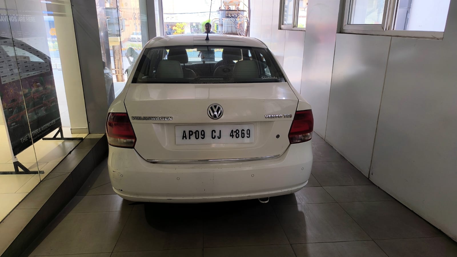 Volkswagen Vento(2010-2012) Highline Diesel