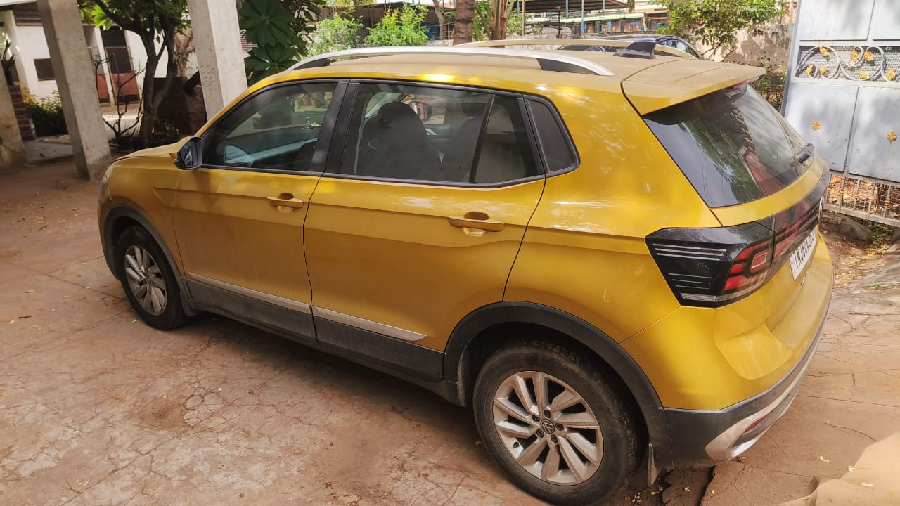 Volkswagen Taigun(2021-2023) Highline 1.0 Tsi At