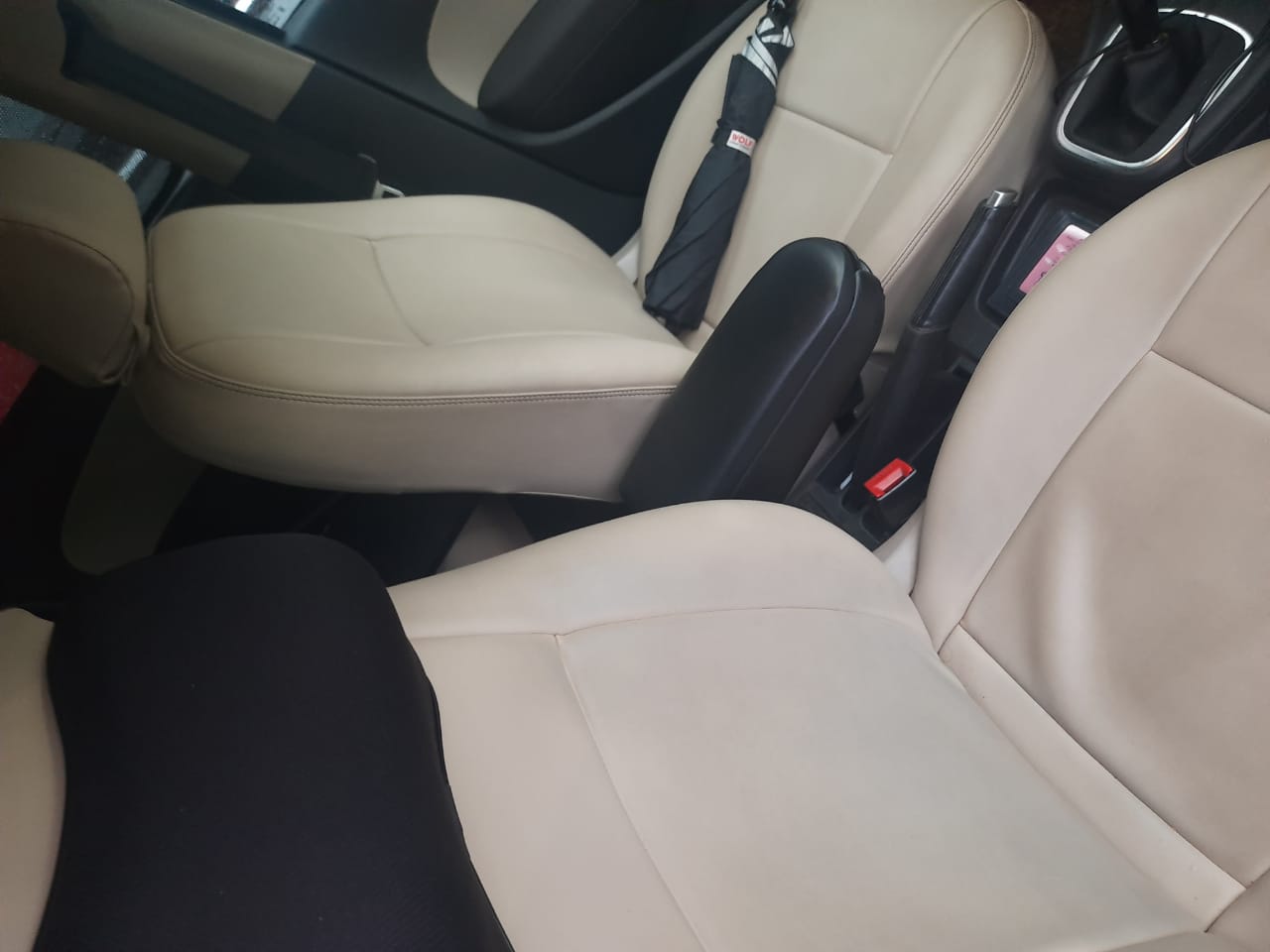 Volkswagen Polo(2012-2014) Highline 1.2l P