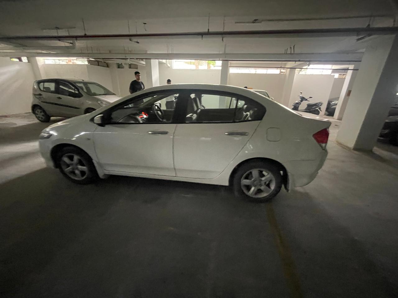 Honda City(2011-2014) 1.5 V Mt