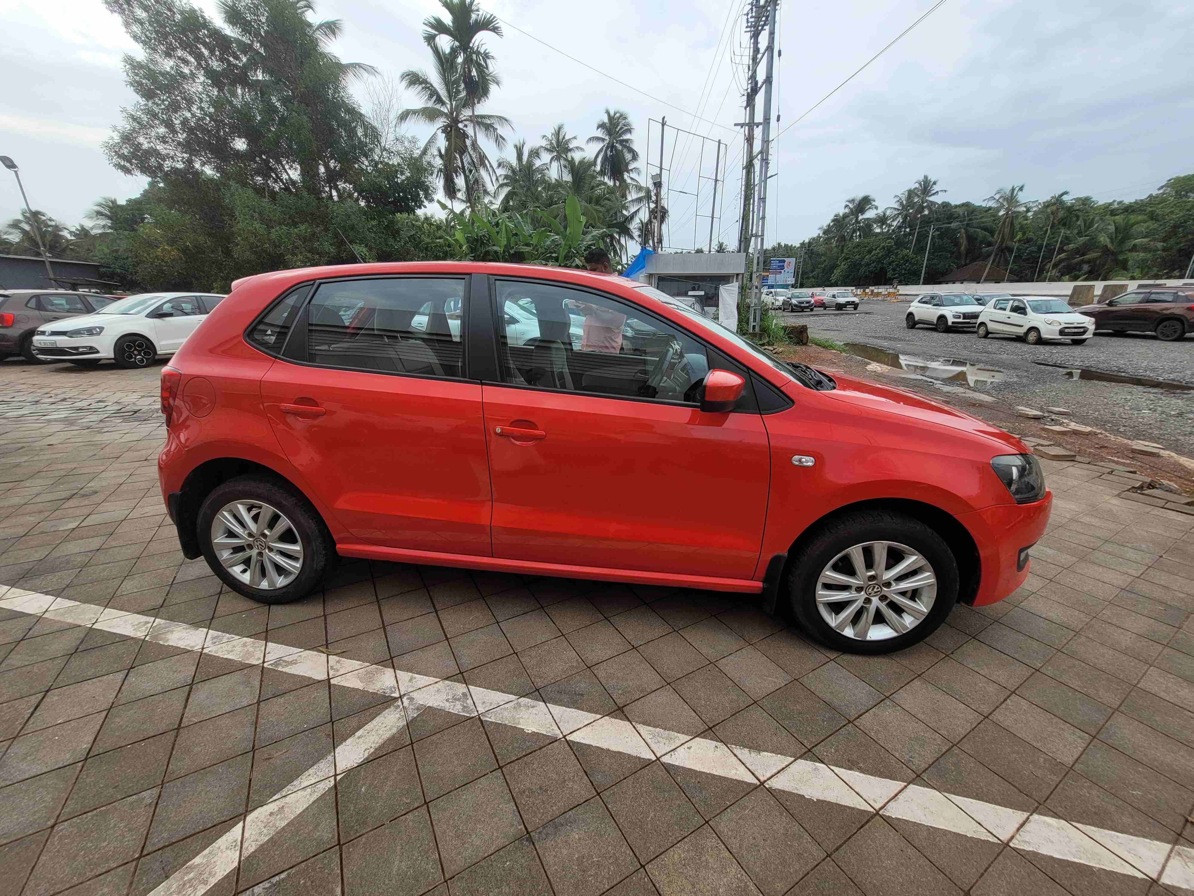 Volkswagen Polo(2012-2014) Highline 1.2l P