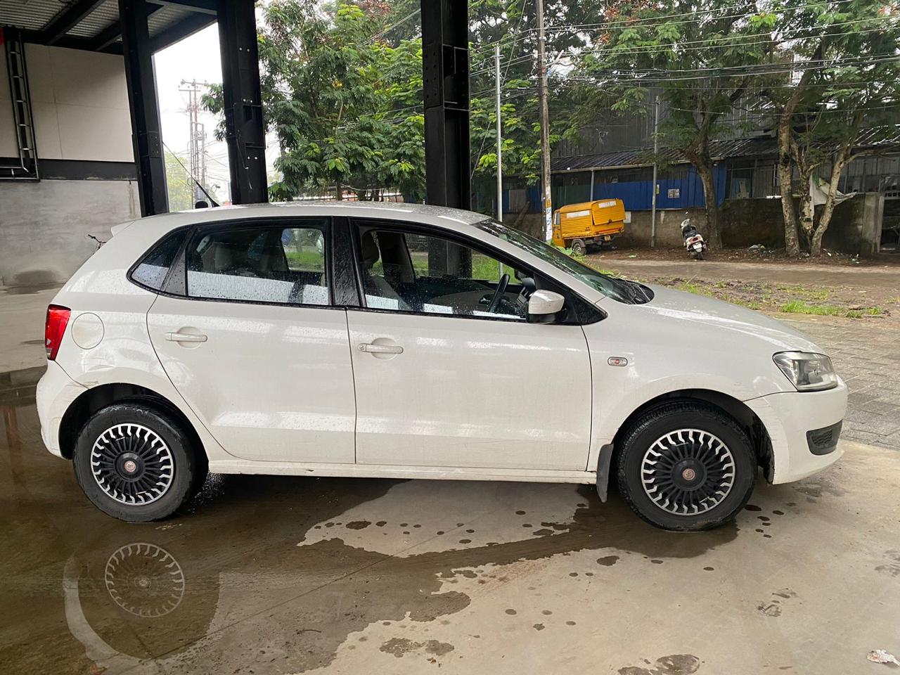 Volkswagen Polo(2010-2012) Comfortline 1.2l D