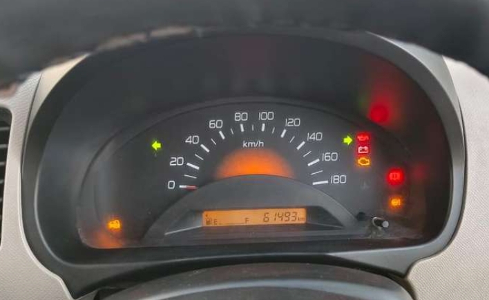 Maruti Suzuki Wagon R 1.0(2010-2013) Lxi