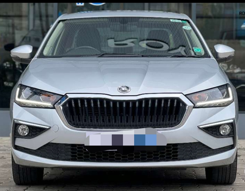 Skoda Slavia(2022-2023) Ambition 1.0l Tsi Mt