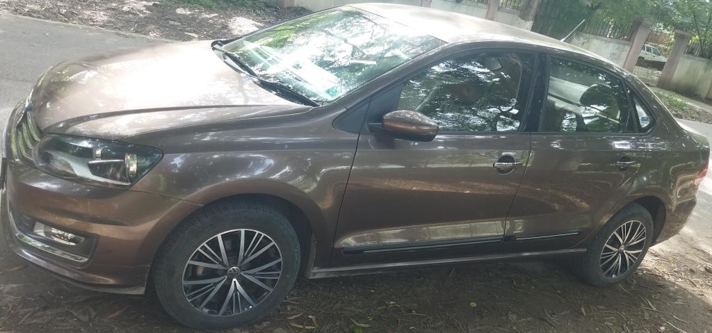 Volkswagen Vento(2015-2019) Highline Petrol