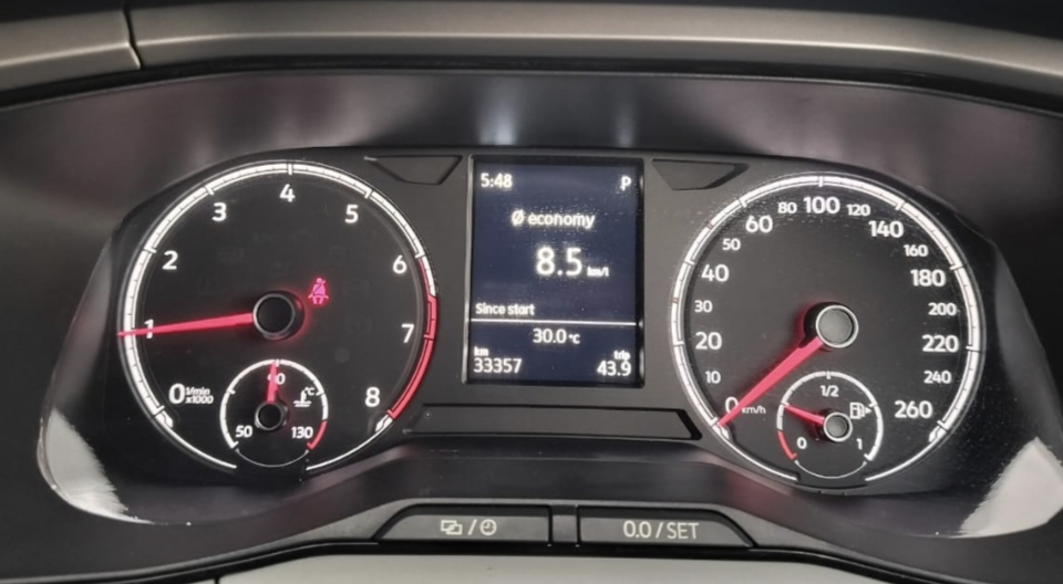 Volkswagen Taigun(2021-2023) Highline 1.0 Tsi At