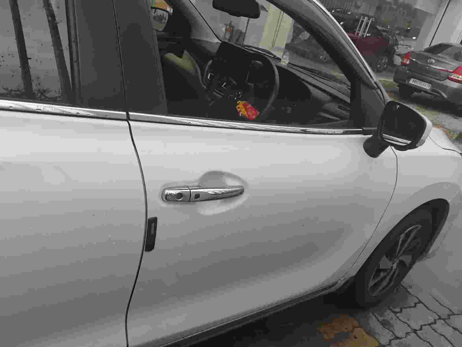 Toyota Glanza V Amt