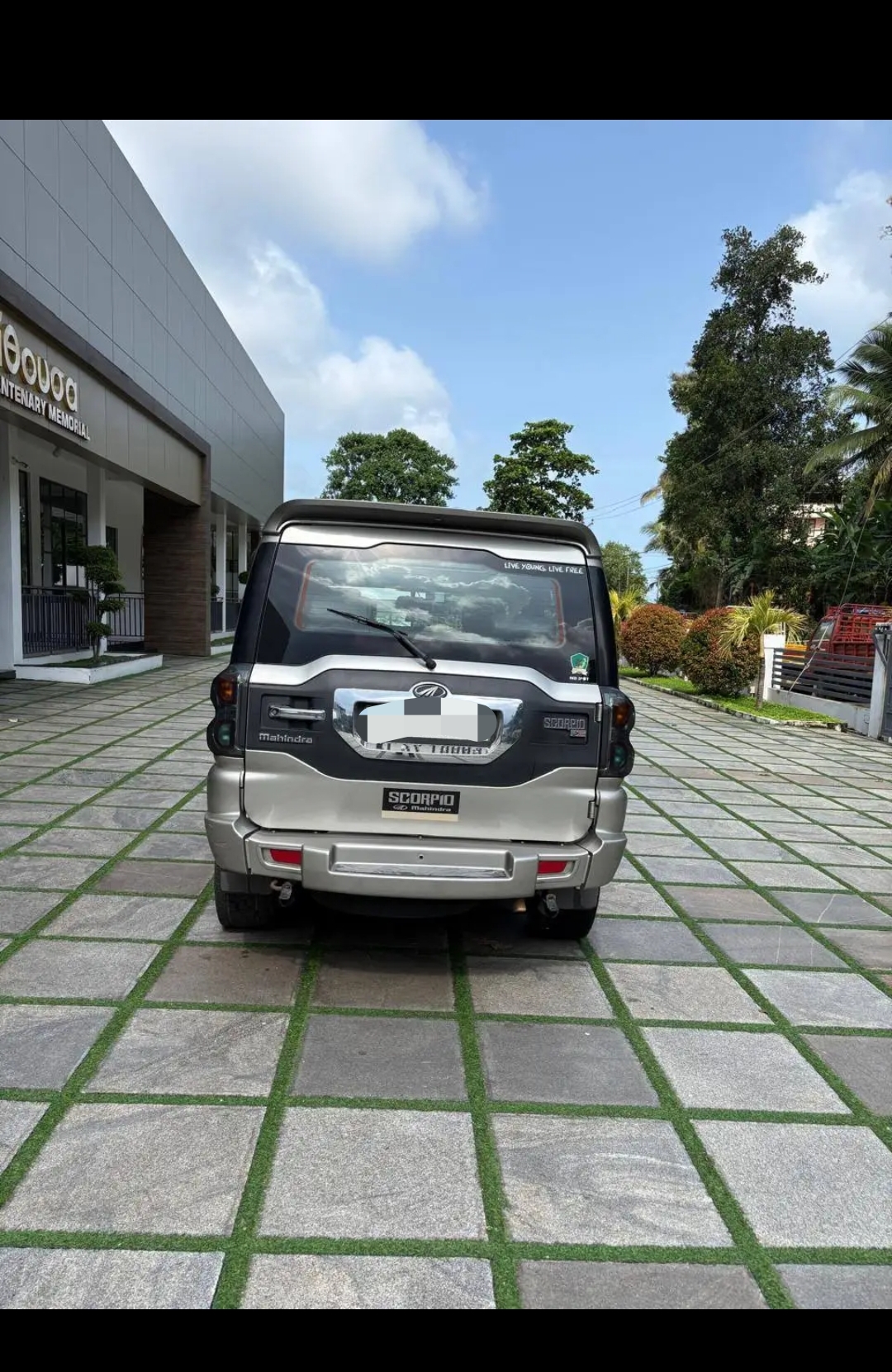 Mahindra Scorpio(2014-2017) S10 4wd