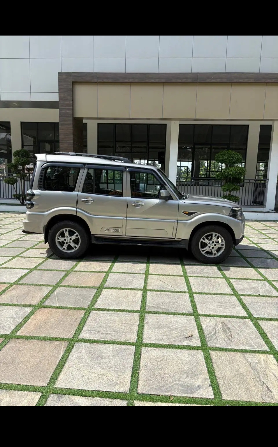 Mahindra Scorpio(2014-2017) S10 4wd