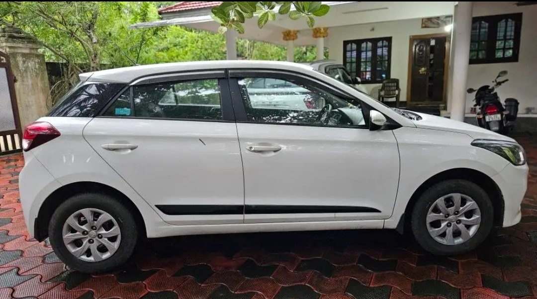 Hyundai I20(2015-2017) Sportz 1.2