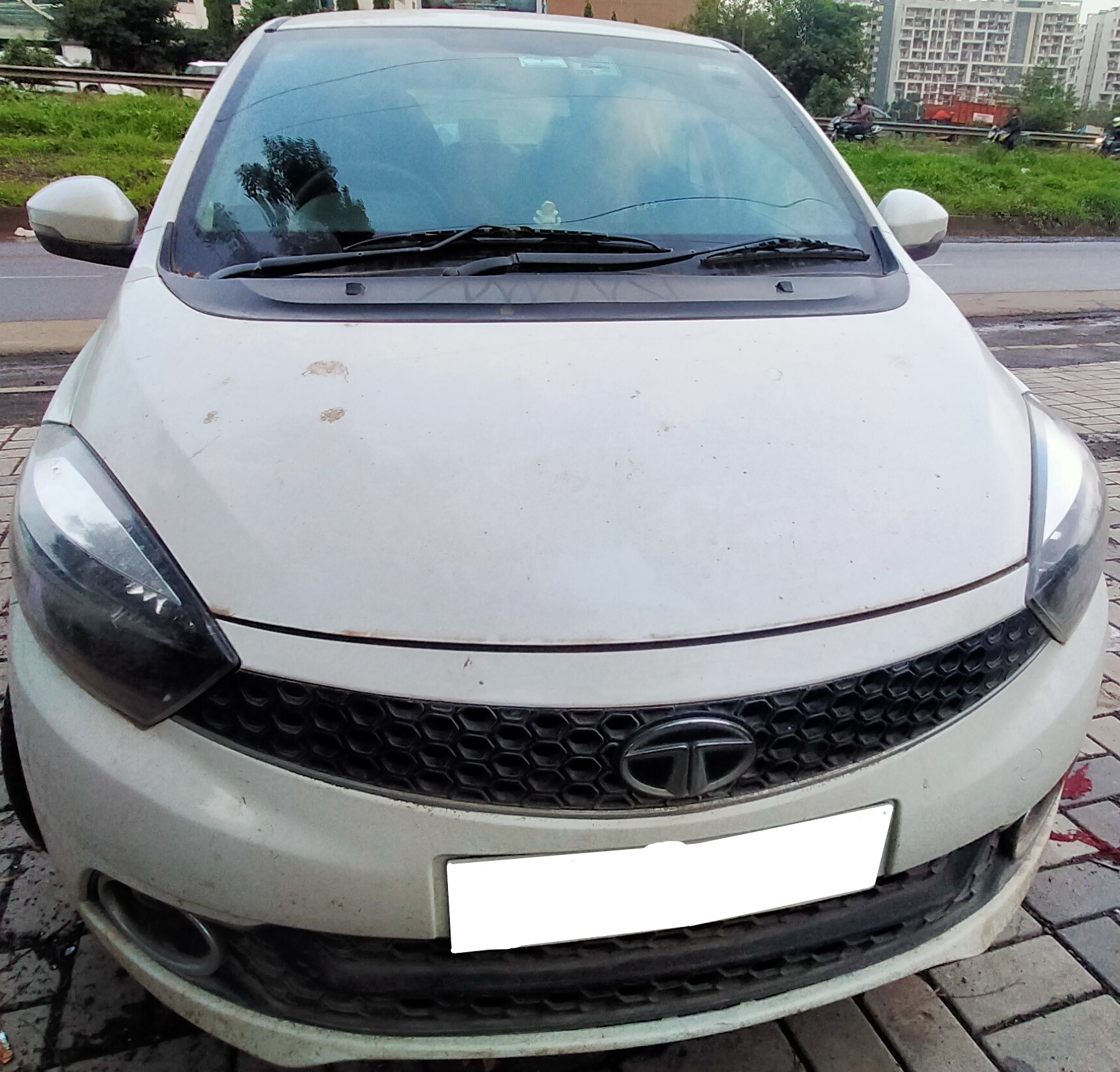 Tata Tigor(2017-2018) Revotron Xz O