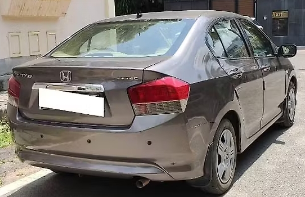 Honda City(2008-2011) 1.5 V Mt Exclusive