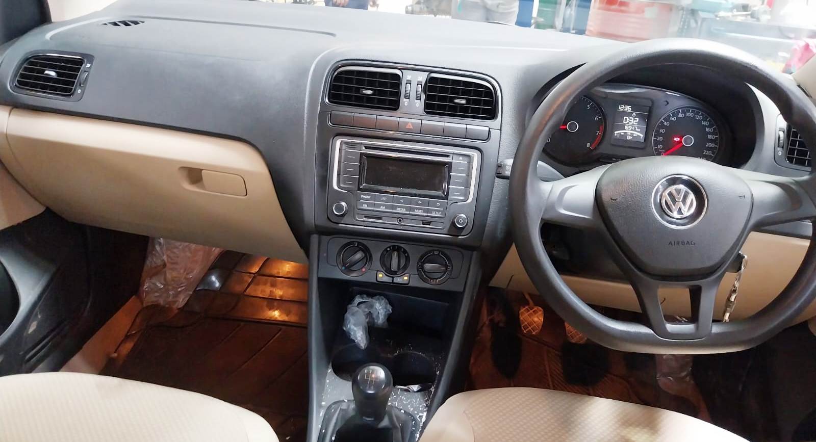 Volkswagen Ameo(2016-2019) Comfortline 1.2l (p)