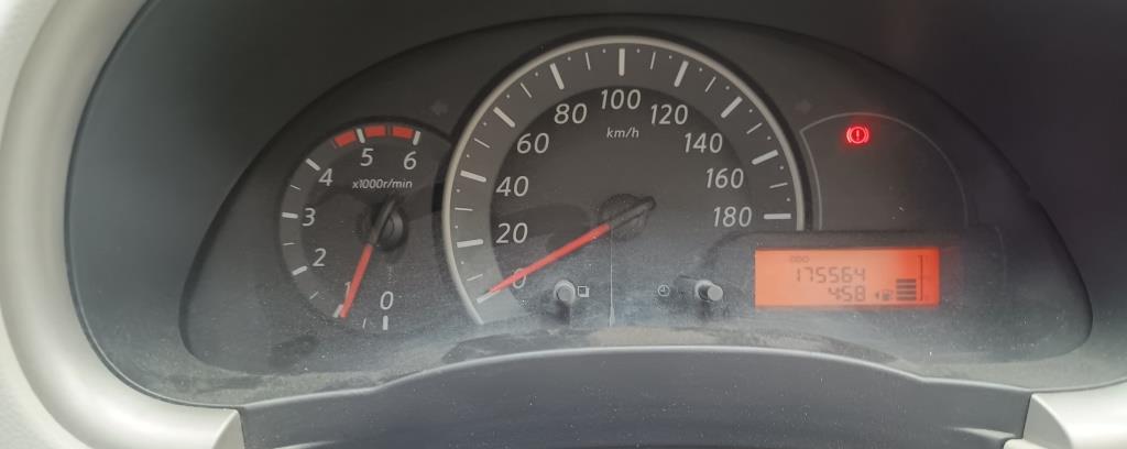 Nissan Micra(2010-2013) Xv Diesel