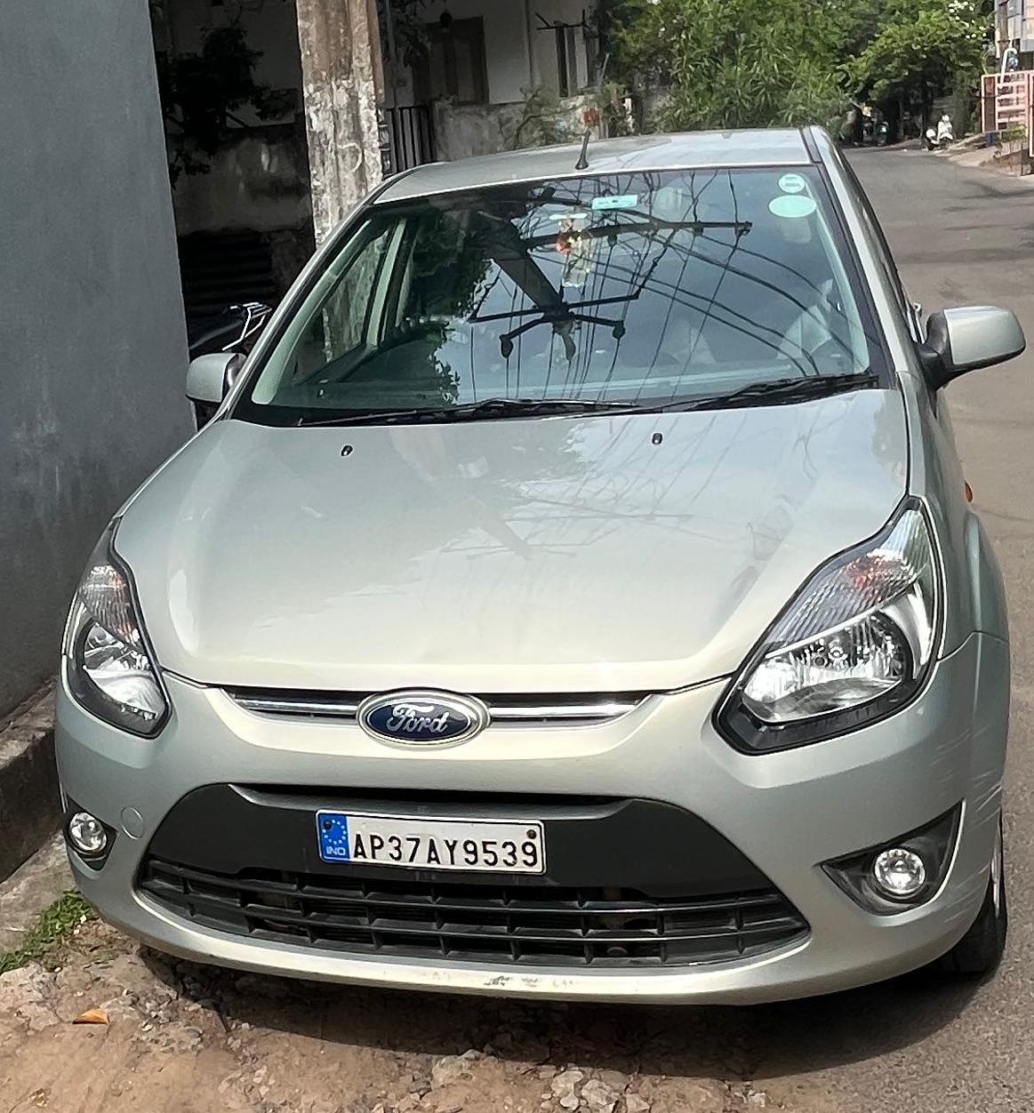 Ford Figo(2010-2012) Duratorq Diesel Zxi 1.4