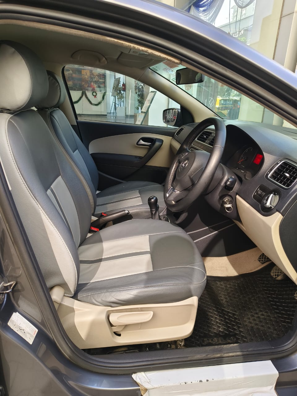Volkswagen Polo(2012-2014) Highline 1.2l D