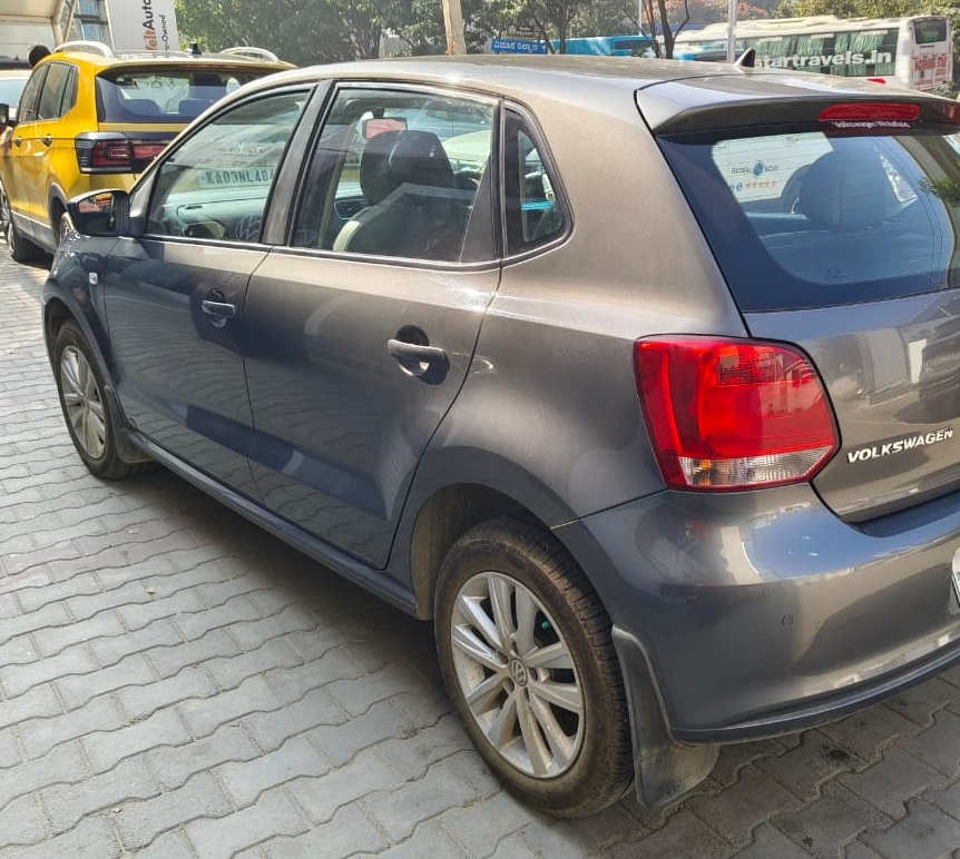 Volkswagen Polo(2012-2014) Highline 1.2l D