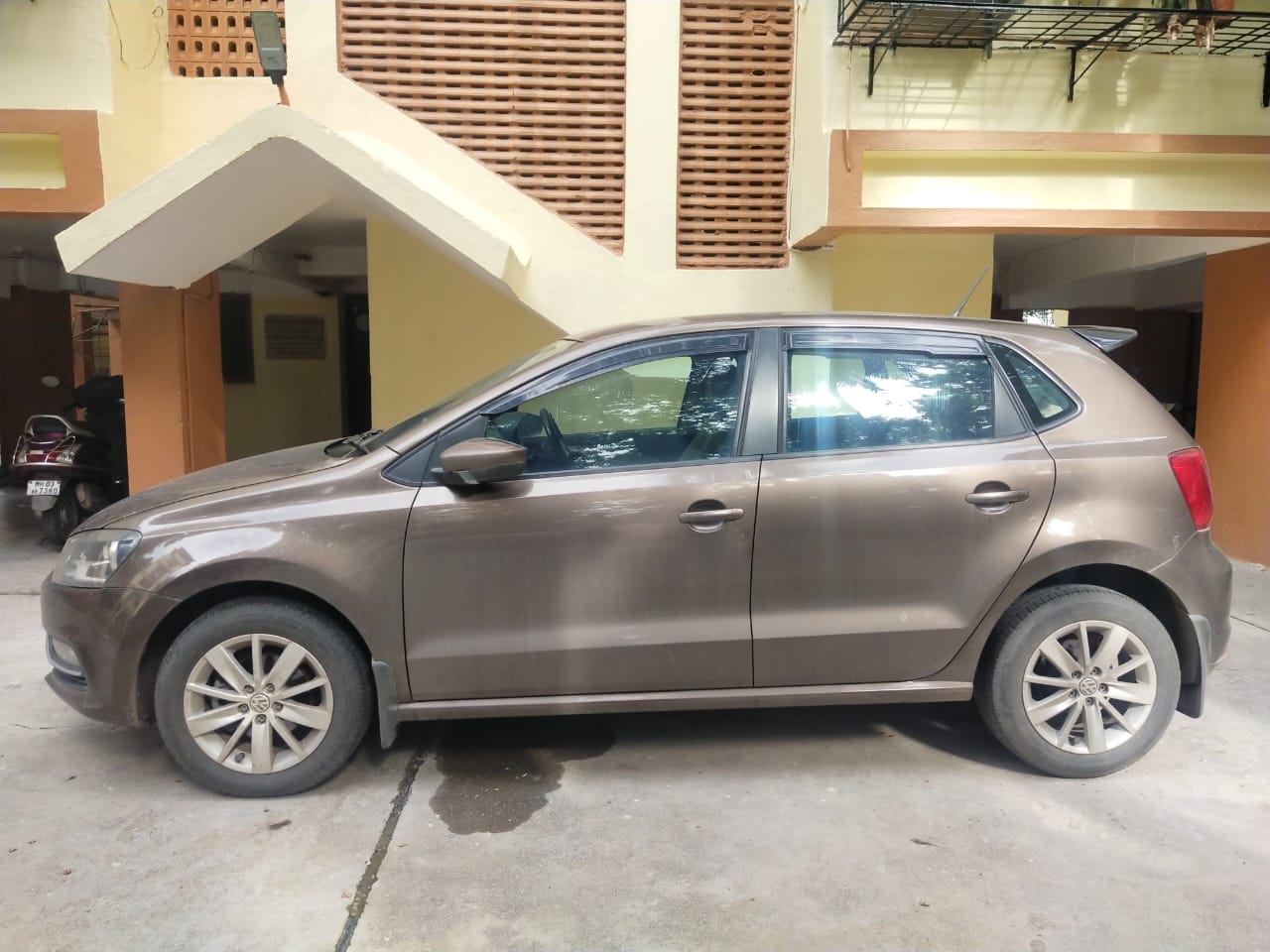 Volkswagen Polo(2016-2019) Highline 1.2l P