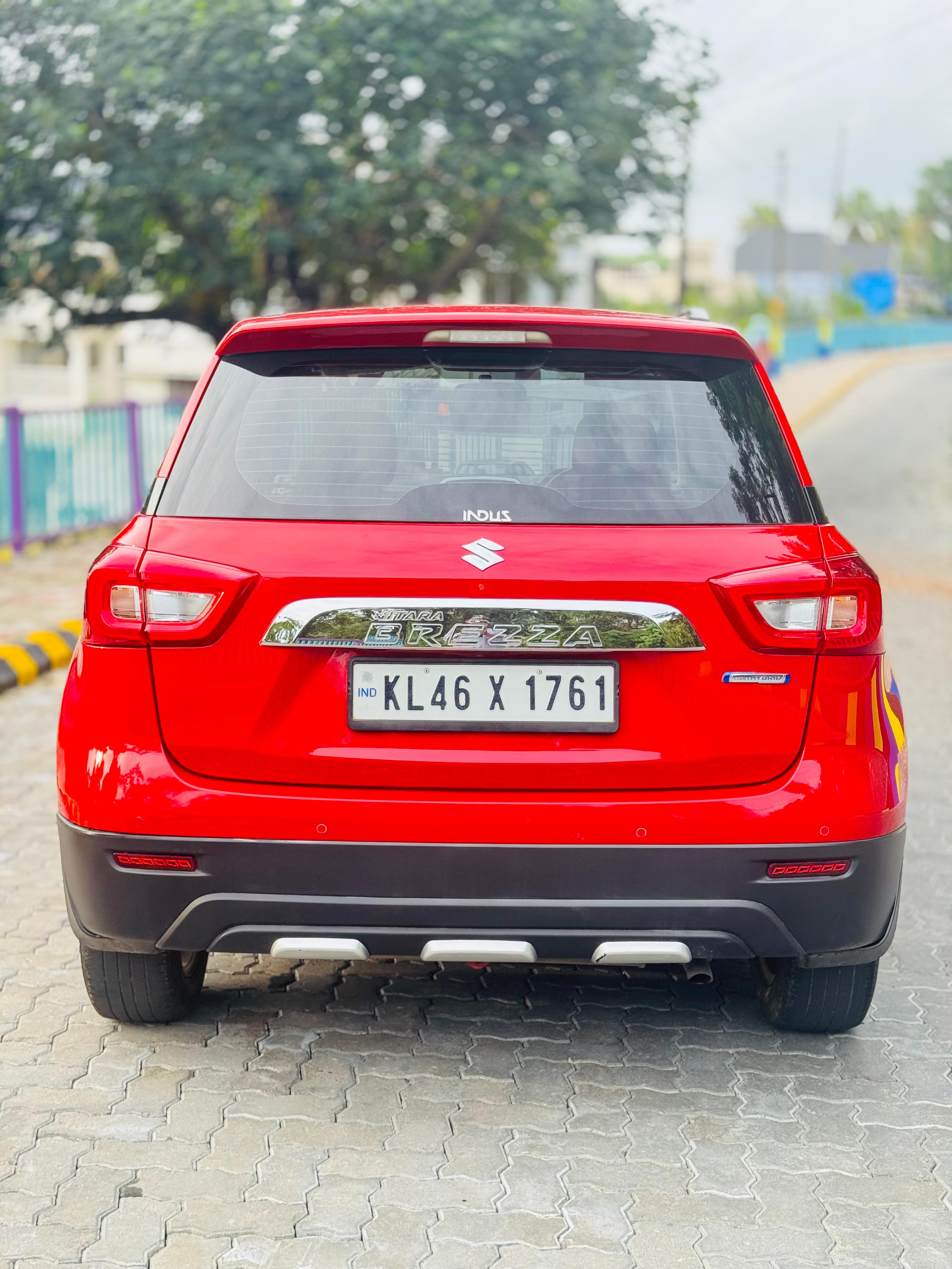 Maruti Suzuki Brezza Vxi At