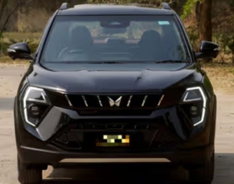 Mahindra Xuv 3xo Ax5 1.2 L Tcmpfi