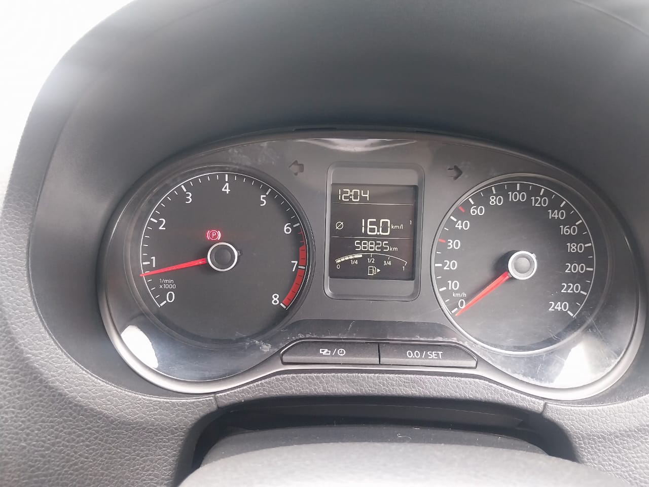 Volkswagen Polo(2010-2012) Comfortline 1.2l P