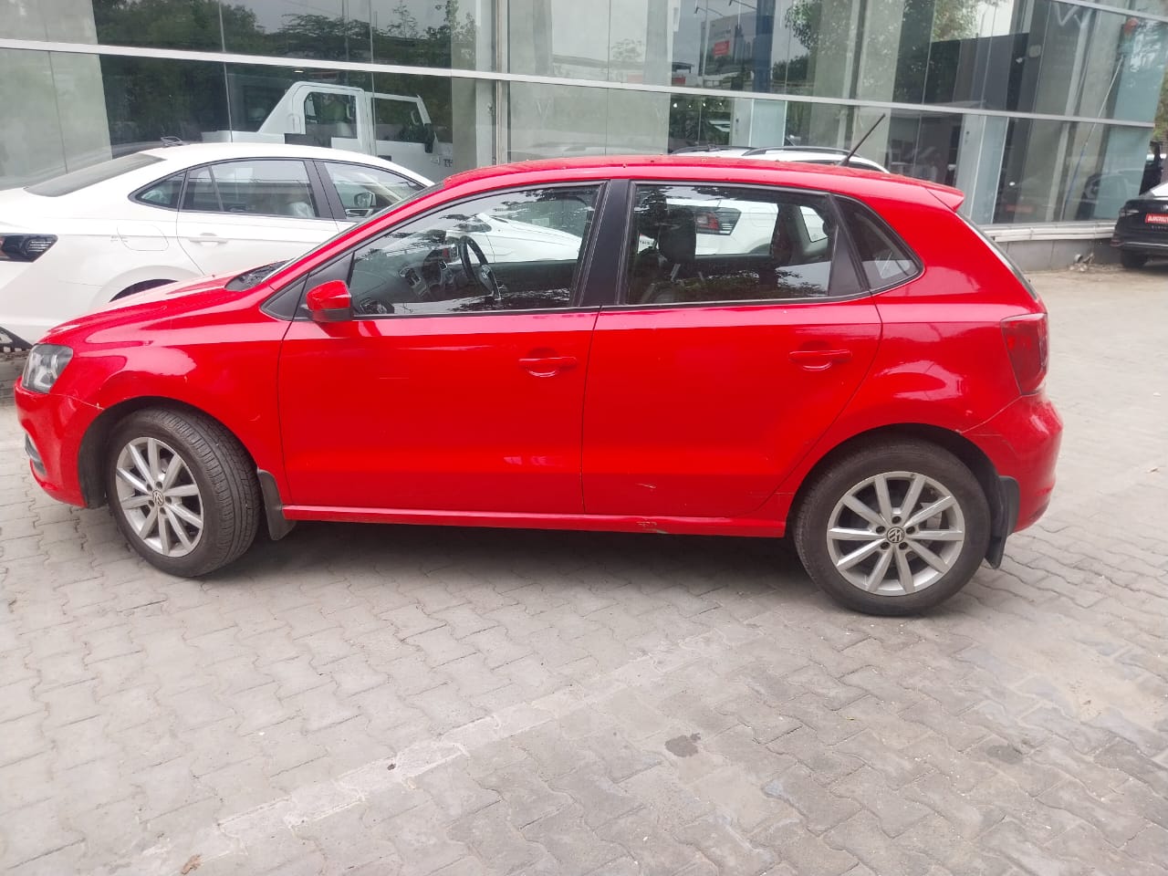 Volkswagen Polo(2010-2012) Comfortline 1.2l P