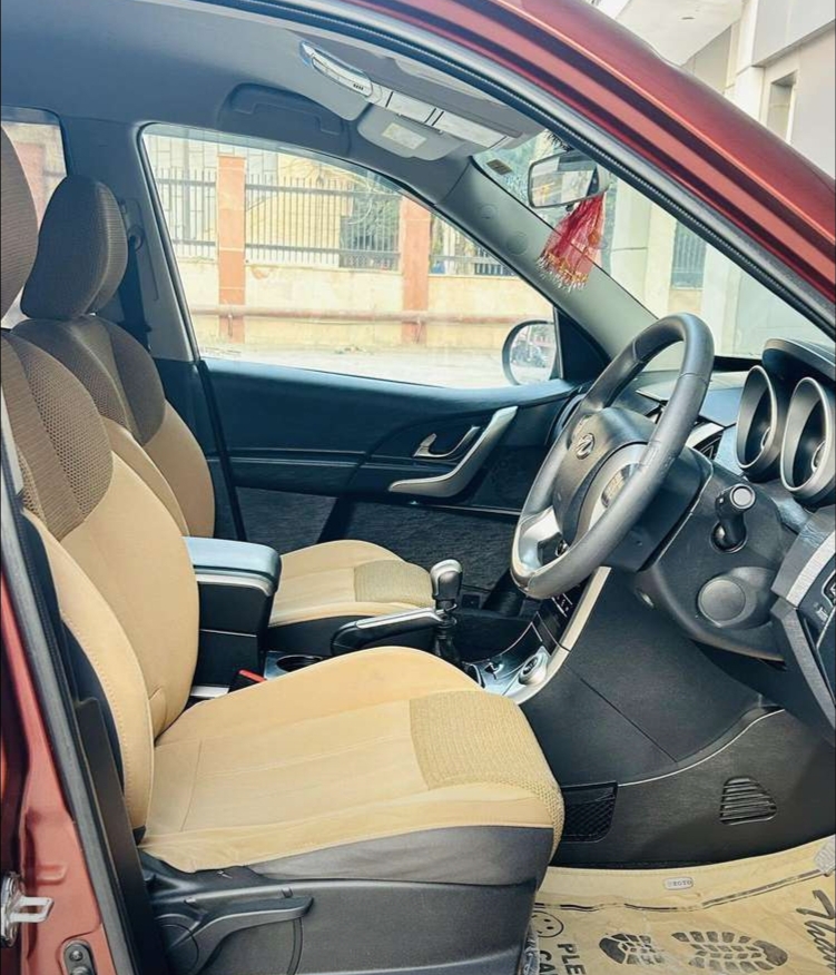 Mahindra Xuv300(2019-2020) 1.2 W6