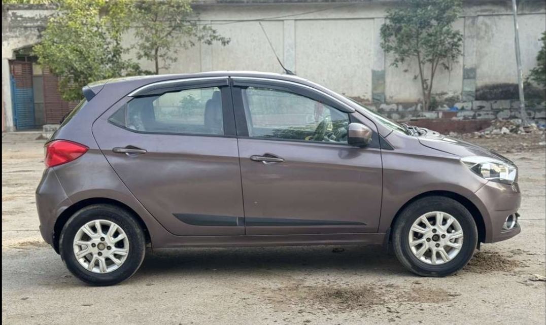 Tata Tiago(2016-2019) Revotron Xz