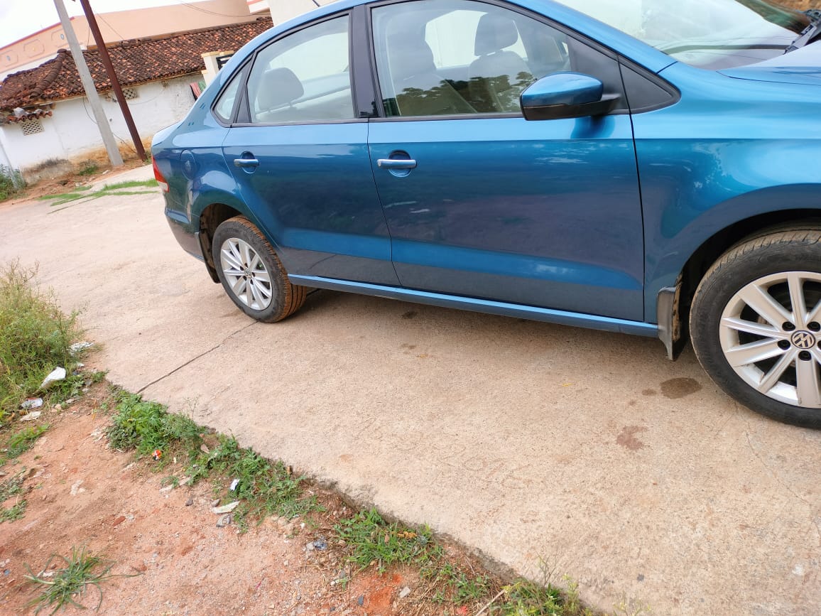 Volkswagen Vento(2015-2019) Highline Petrol